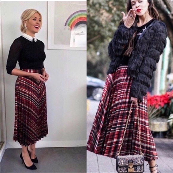 ❌❌SOLD❌❌ZARA PLEATED METALLIC STRIPED HIGH WAIST MIDI SKIRT - Picture 6 of 8